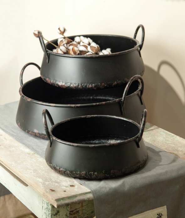 Distressed Metal Pot with Handles Black